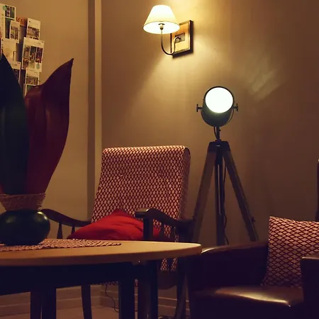 De La Gare * Château-du-Loir