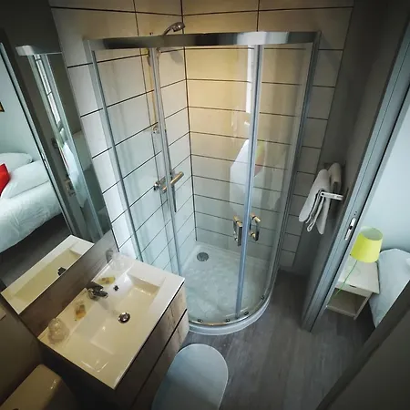 De La Gare * Château-du-Loir