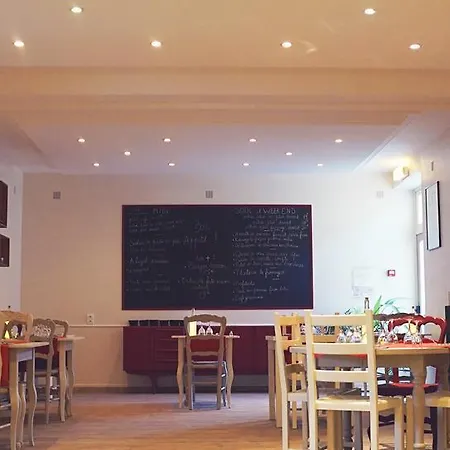 De La Gare * Château-du-Loir