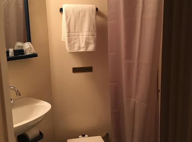 De La Gare * Château-du-Loir